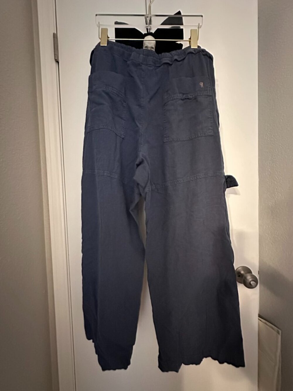 Linen Beach Cargo Pants - Picture 4 of 6
